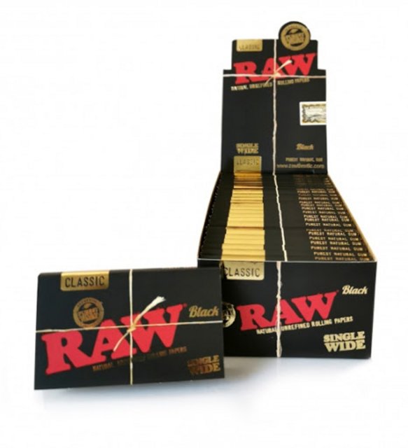 RAW SINGLE WIDE BLACK PAPERS BOX OF 25